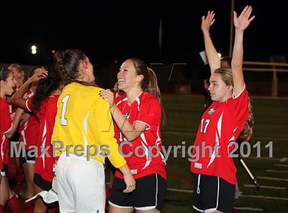 Thumbnail 2 in Flintridge Sacred Heart vs. San Clemente (CIF SS D1 Final) photogallery.
