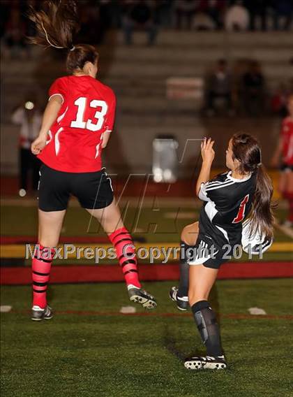 Thumbnail 3 in Flintridge Sacred Heart vs. San Clemente (CIF SS D1 Final) photogallery.