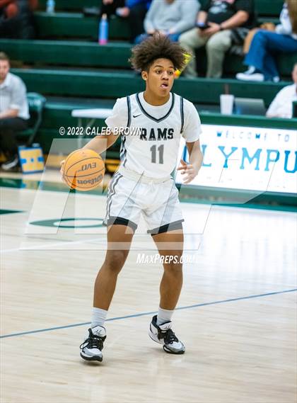 Thumbnail 3 in Viewmont vs Highland (Utah Autism Holiday Classic) photogallery.