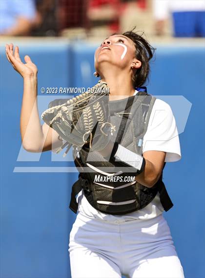 Thumbnail 3 in South @ Orcutt Academy-CIF CS Softball Championships-Division 6 photogallery.