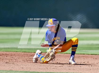 Thumbnail 2 in Bishop Amat @ Buchanan (CIF D1 Southern California Championships Round 1) photogallery.