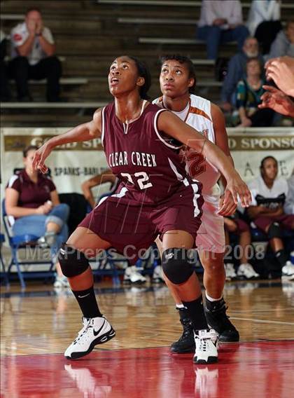 Thumbnail 3 in Clear Creek vs. Madison (McDonald's Texas Invitational) photogallery.