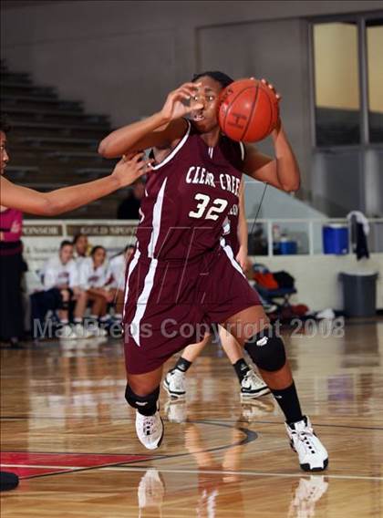 Thumbnail 1 in Clear Creek vs. Madison (McDonald's Texas Invitational) photogallery.