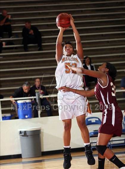 Thumbnail 1 in Clear Creek vs. Madison (McDonald's Texas Invitational) photogallery.