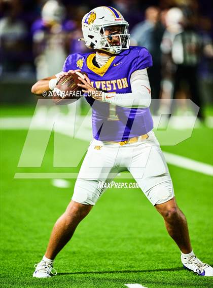 Thumbnail 1 in Lufkin @ Ball photogallery.