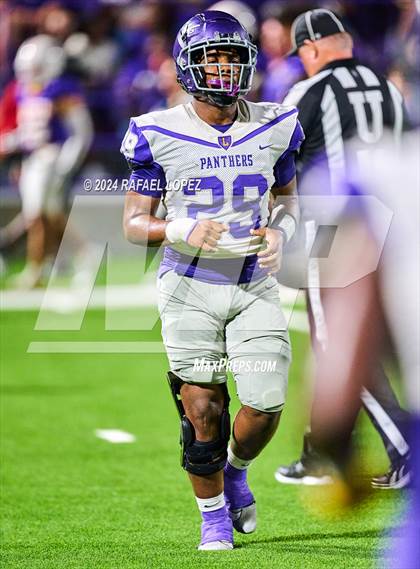 Thumbnail 1 in Lufkin @ Ball photogallery.