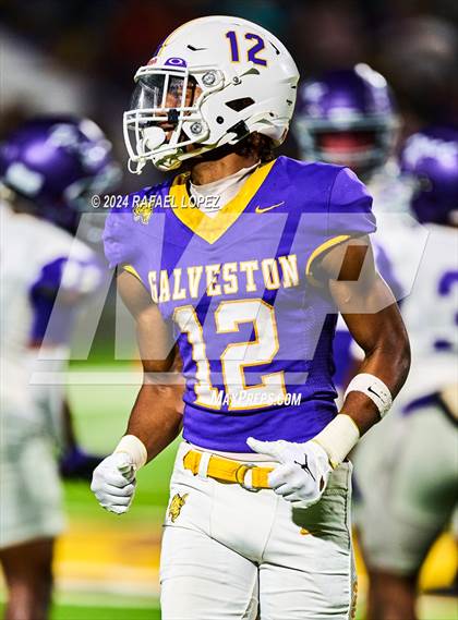 Thumbnail 3 in Lufkin @ Ball photogallery.