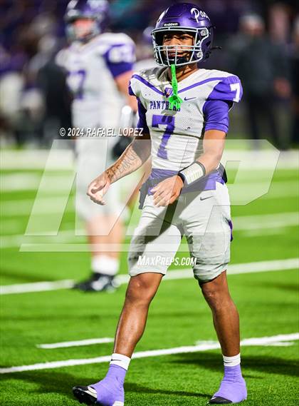 Thumbnail 1 in Lufkin @ Ball photogallery.