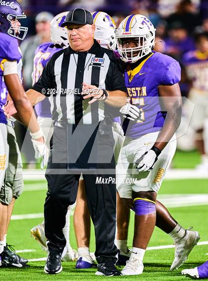 Thumbnail 2 in Lufkin @ Ball photogallery.