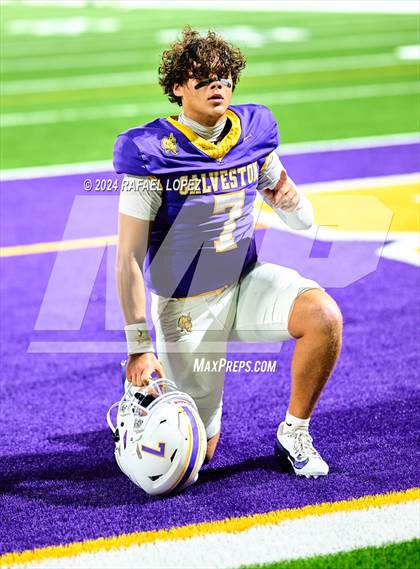 Thumbnail 2 in Lufkin @ Ball photogallery.