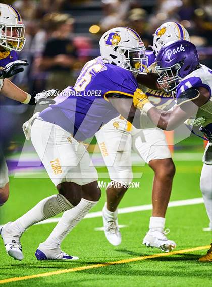 Thumbnail 2 in Lufkin @ Ball photogallery.