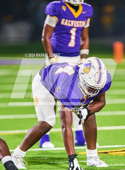 Thumbnail 1 in Lufkin @ Ball photogallery.