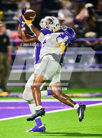 Thumbnail 2 in Lufkin @ Ball photogallery.