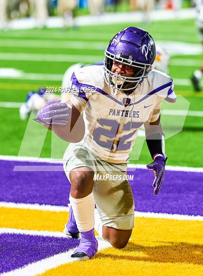 Thumbnail 1 in Lufkin @ Ball photogallery.