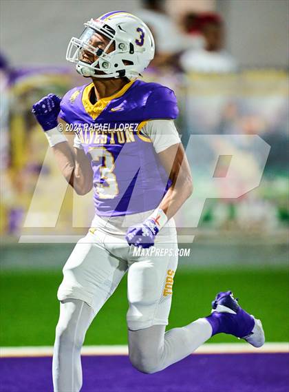 Thumbnail 1 in Lufkin @ Ball photogallery.