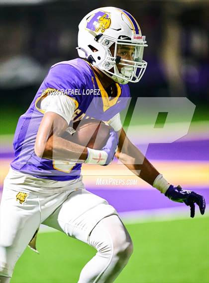 Thumbnail 1 in Lufkin @ Ball photogallery.