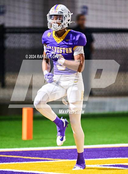 Thumbnail 3 in Lufkin @ Ball photogallery.