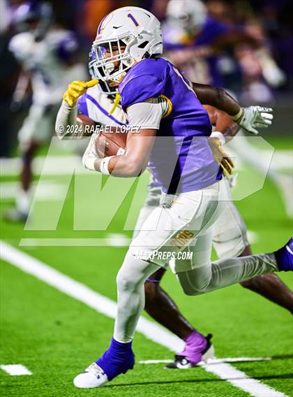 Thumbnail 2 in Lufkin @ Ball photogallery.