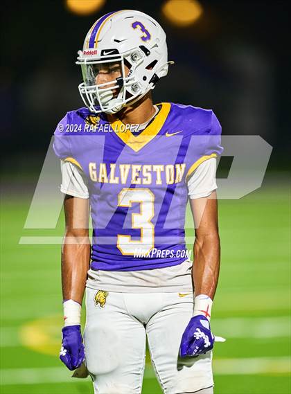 Thumbnail 1 in Lufkin @ Ball photogallery.