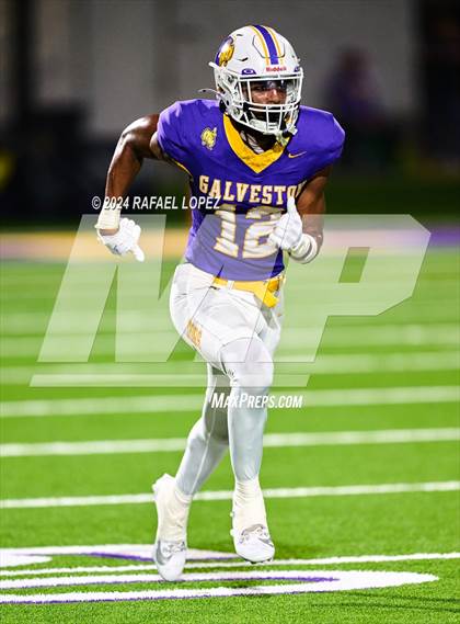 Thumbnail 1 in Lufkin @ Ball photogallery.