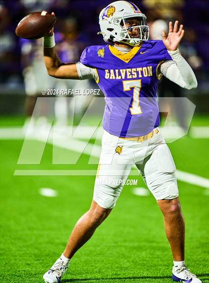 Thumbnail 2 in Lufkin @ Ball photogallery.