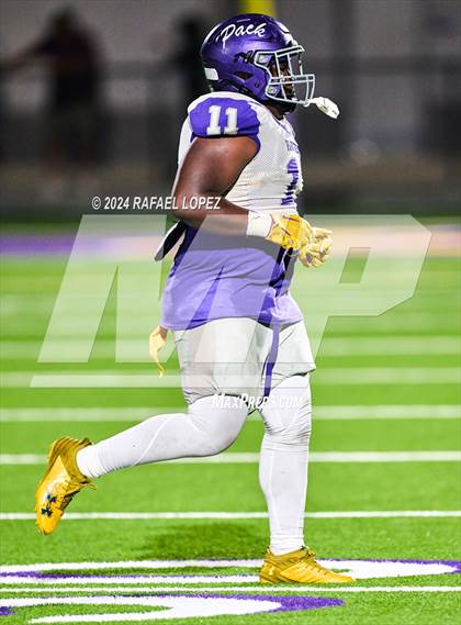 Thumbnail 3 in Lufkin @ Ball photogallery.