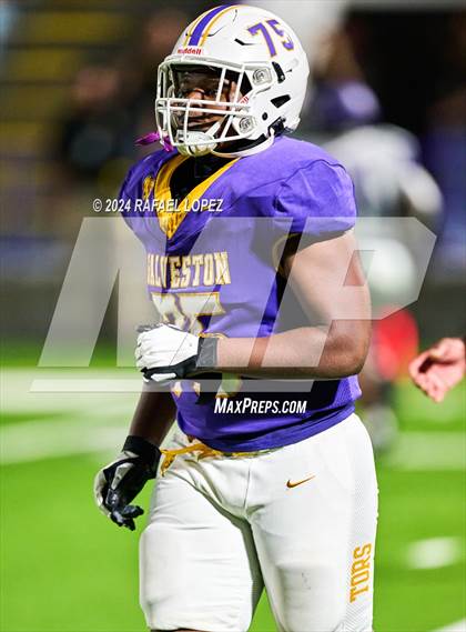 Thumbnail 3 in Lufkin @ Ball photogallery.