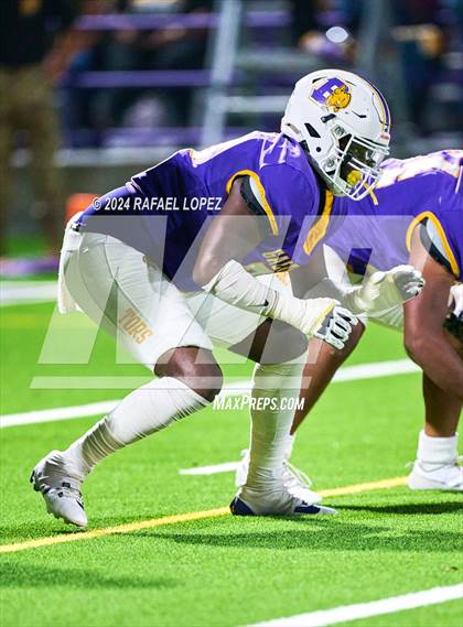 Thumbnail 1 in Lufkin @ Ball photogallery.