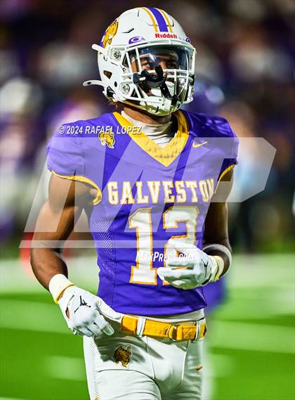 Thumbnail 3 in Lufkin @ Ball photogallery.
