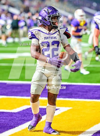 Thumbnail 2 in Lufkin @ Ball photogallery.