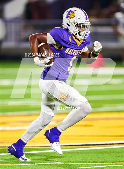 Thumbnail 2 in Lufkin @ Ball photogallery.