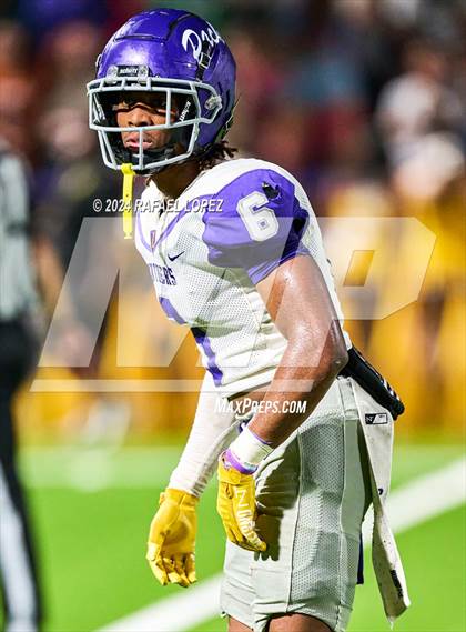 Thumbnail 3 in Lufkin @ Ball photogallery.