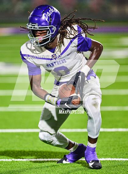 Thumbnail 2 in Lufkin @ Ball photogallery.