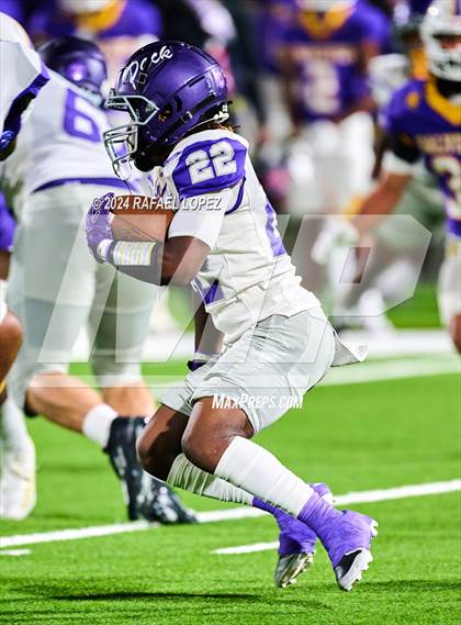 Thumbnail 3 in Lufkin @ Ball photogallery.