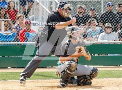 Thumbnail 2 in Garey vs Malibu (CIF SS D5 Semifinal) photogallery.
