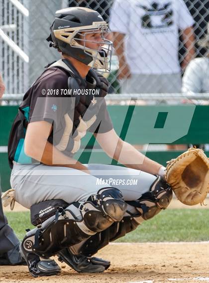 Thumbnail 3 in Garey vs Malibu (CIF SS D5 Semifinal) photogallery.