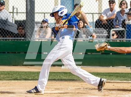 Thumbnail 3 in Garey vs Malibu (CIF SS D5 Semifinal) photogallery.