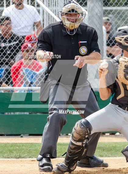 Thumbnail 2 in Garey vs Malibu (CIF SS D5 Semifinal) photogallery.