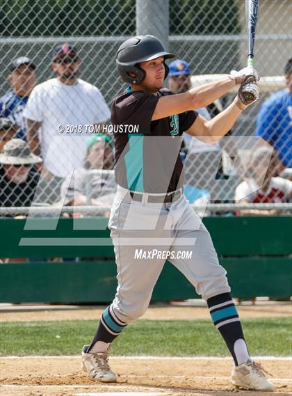 Thumbnail 3 in Garey vs Malibu (CIF SS D5 Semifinal) photogallery.