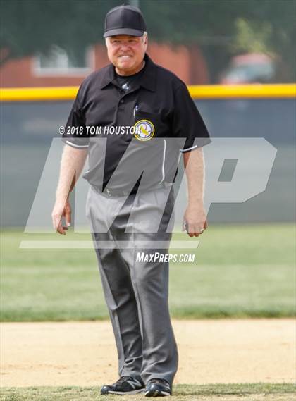 Thumbnail 1 in Garey vs Malibu (CIF SS D5 Semifinal) photogallery.