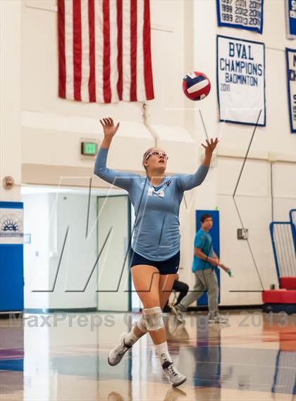 Thumbnail 2 in Sacred Heart Cathedral vs Valley Christian (CIF CCS D3 Final)  photogallery.