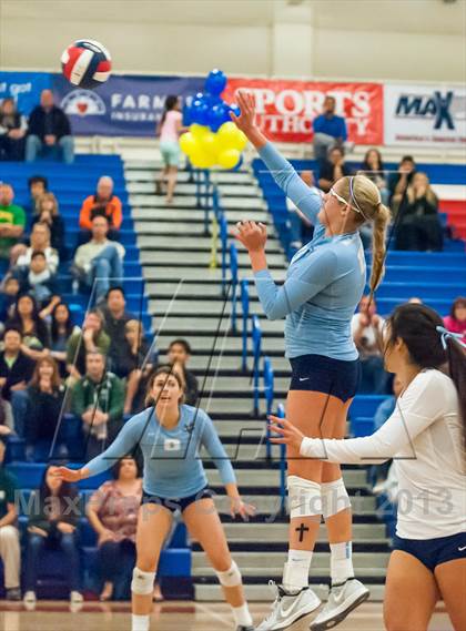Thumbnail 2 in Sacred Heart Cathedral vs Valley Christian (CIF CCS D3 Final)  photogallery.