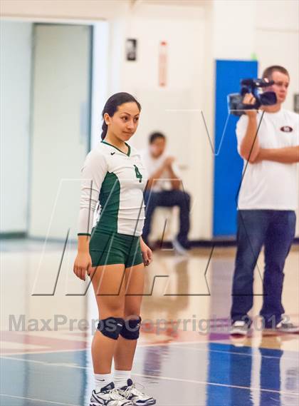 Thumbnail 2 in Sacred Heart Cathedral vs Valley Christian (CIF CCS D3 Final)  photogallery.