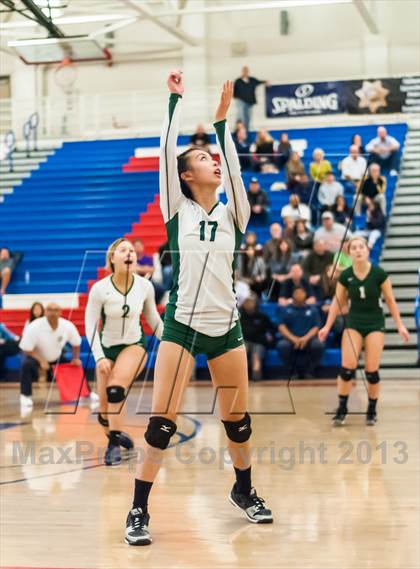Thumbnail 3 in Sacred Heart Cathedral vs Valley Christian (CIF CCS D3 Final)  photogallery.