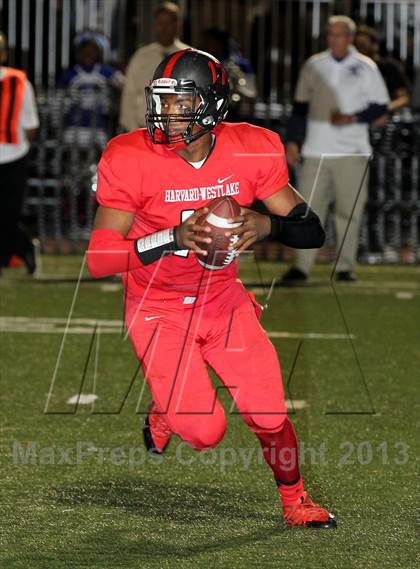 Thumbnail 1 in Palisades vs. Harvard-Westlake photogallery.