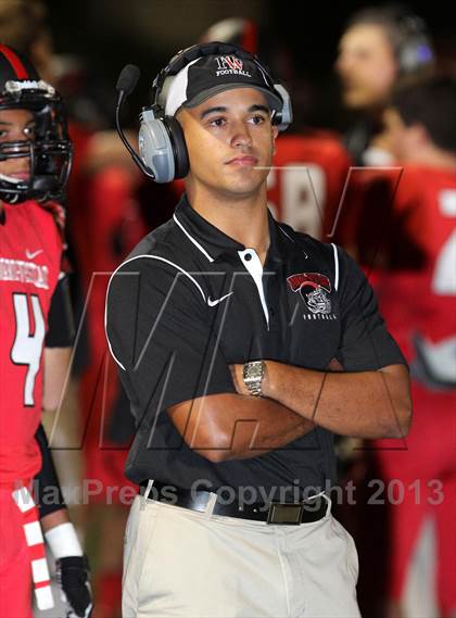 Thumbnail 2 in Palisades vs. Harvard-Westlake photogallery.