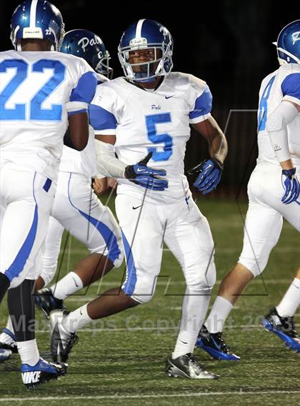 Thumbnail 2 in Palisades vs. Harvard-Westlake photogallery.