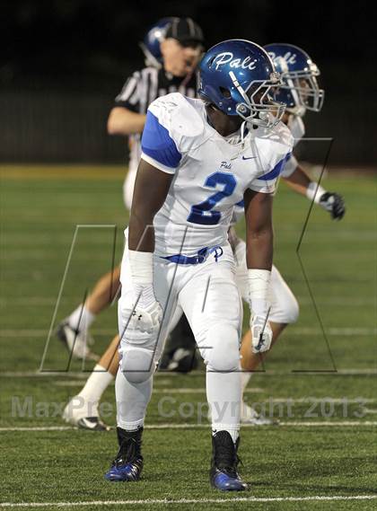 Thumbnail 1 in Palisades vs. Harvard-Westlake photogallery.