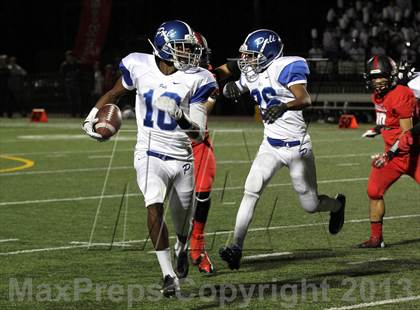 Thumbnail 3 in Palisades vs. Harvard-Westlake photogallery.