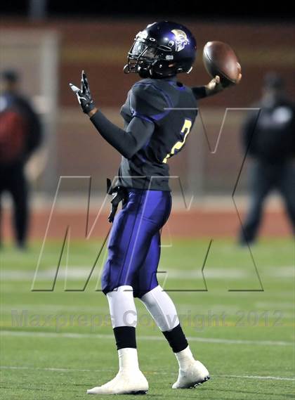 Thumbnail 1 in Ontario Christian @ Jurupa Hills (East Valley Semifinal) photogallery.